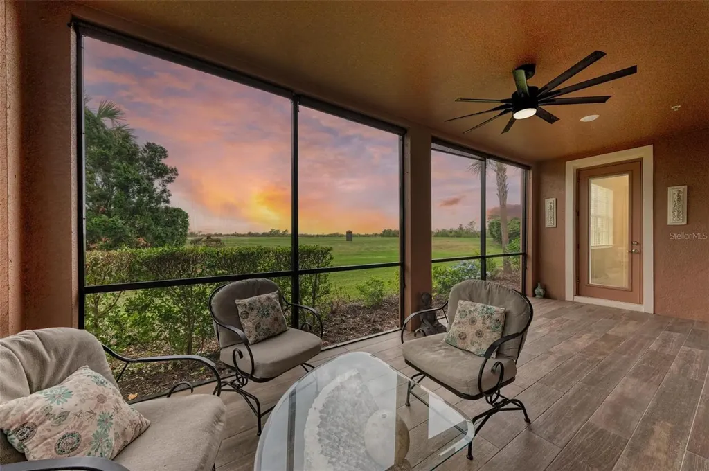 7374 Divot Loop Bradenton FL 34202