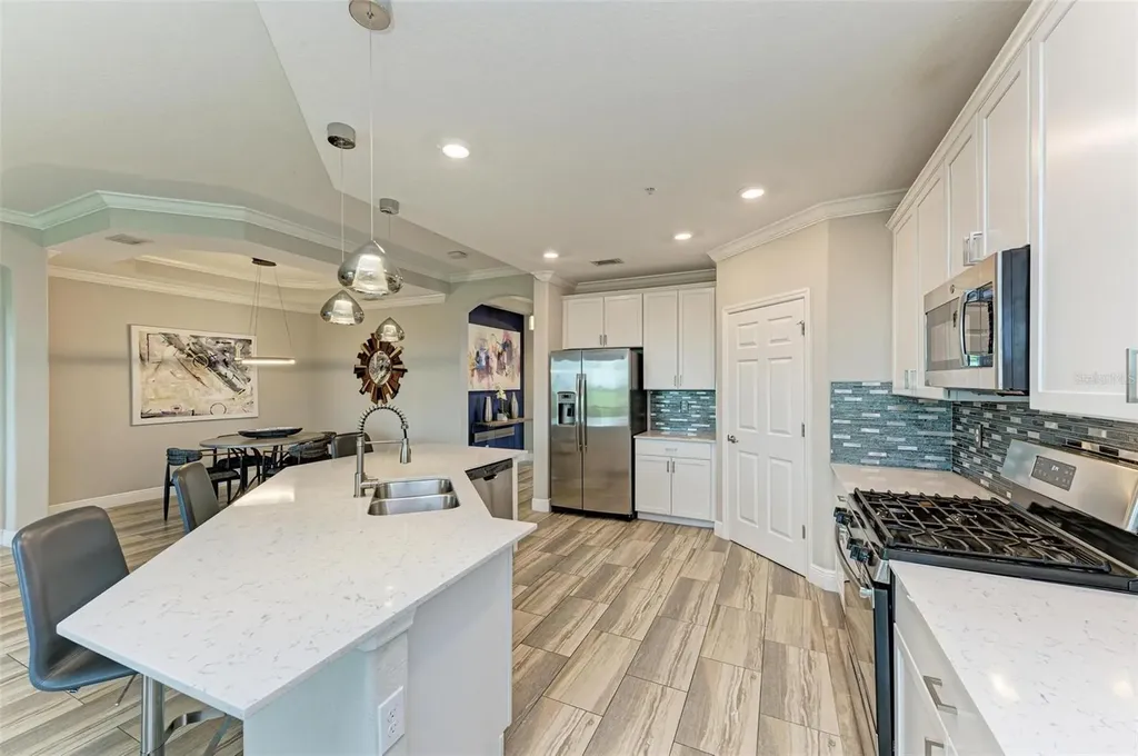 7374 Divot Loop Bradenton FL 34202
