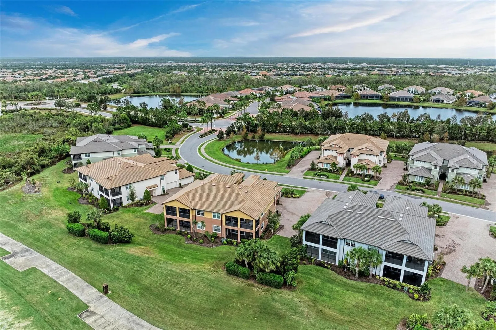 7374 Divot Loop Bradenton FL 34202