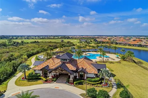 7374 Divot Loop Bradenton FL 34202