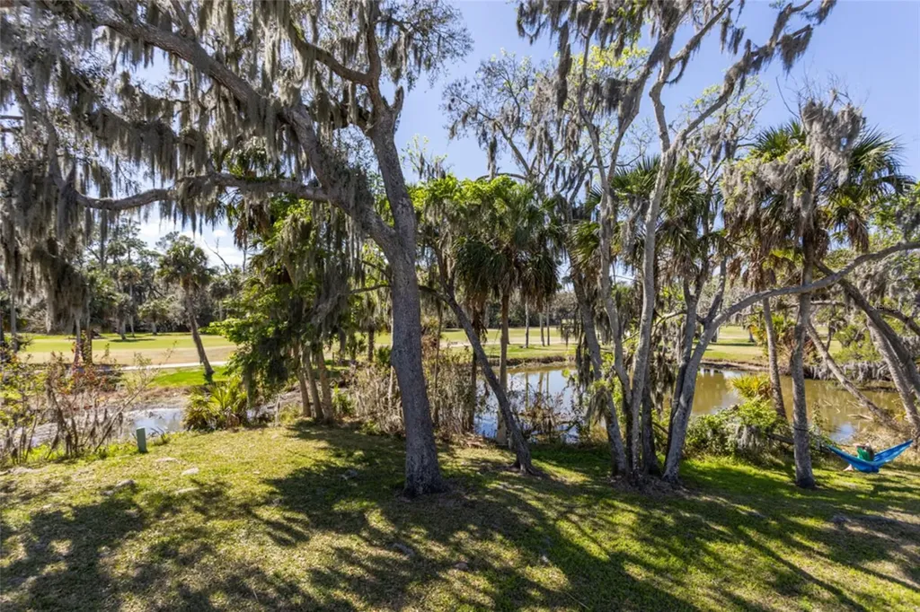 152 Grand Oaks Circle Daytona Beach FL 32114