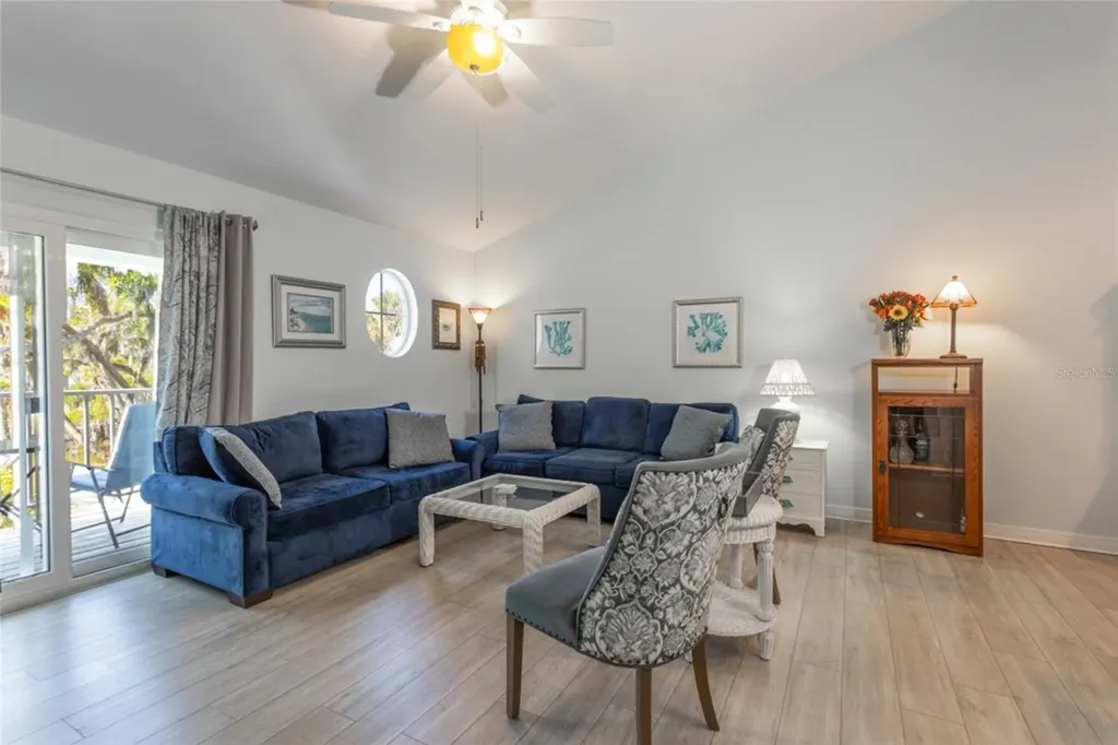 152 Grand Oaks Circle Daytona Beach FL 32114
