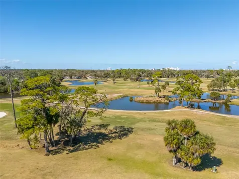 152 Grand Oaks Circle Daytona Beach FL 32114