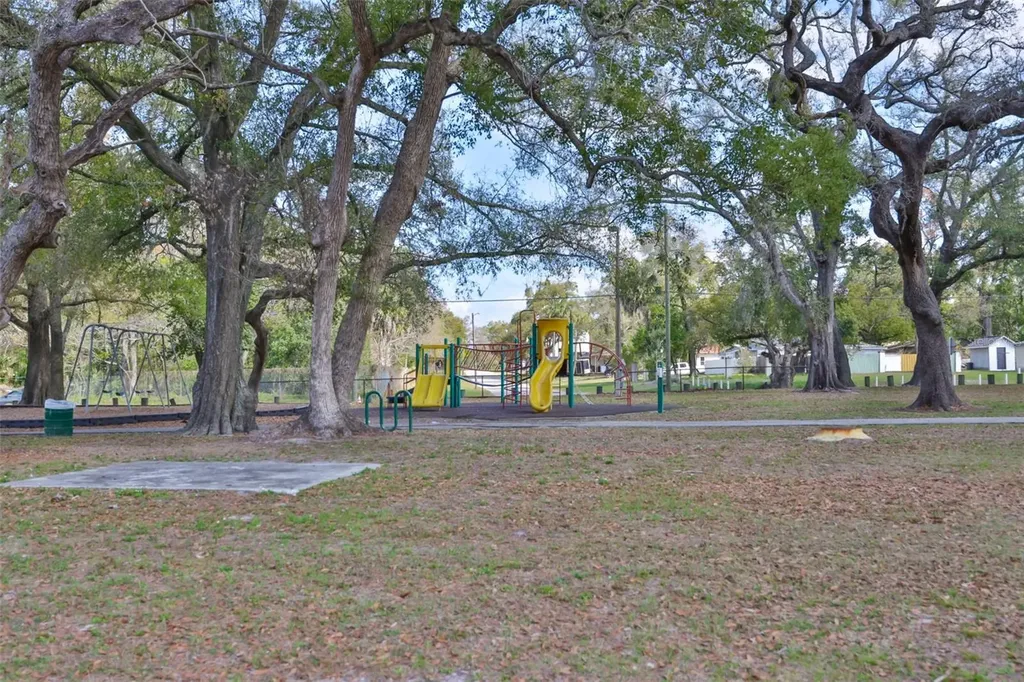 8607 N Taliaferro Avenue Tampa FL 33604