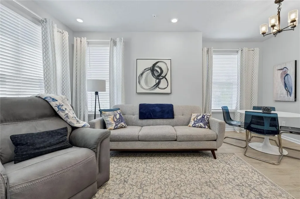 1096 Farwell Street Jacksonville FL 32204