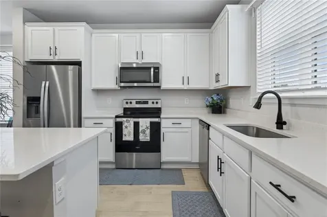1096 Farwell Street Jacksonville FL 32204