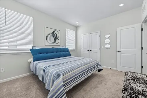 1096 Farwell Street Jacksonville FL 32204