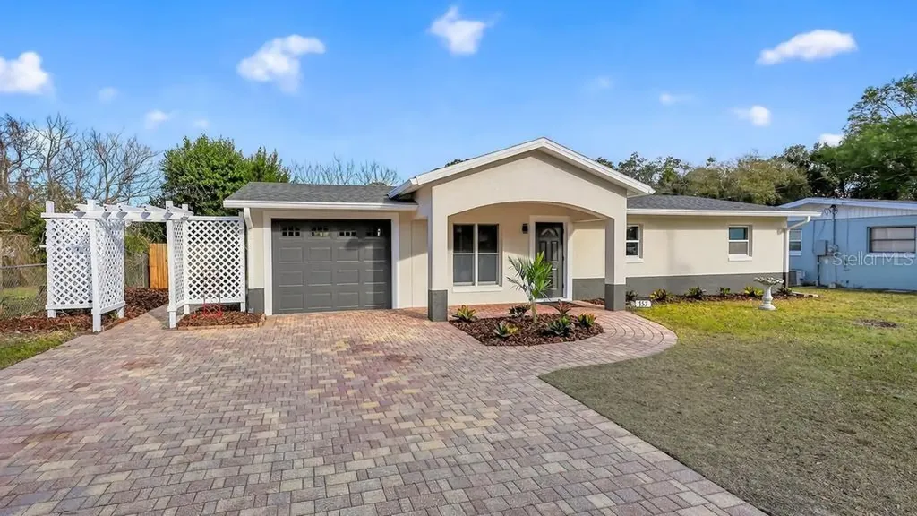 157 Alhambra Avenue Altamonte Springs FL 32714