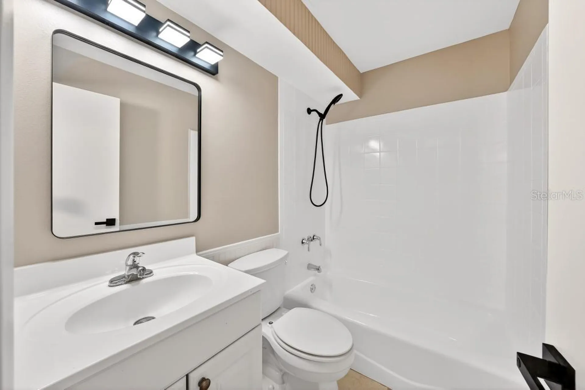 157 Alhambra Avenue Altamonte Springs FL 32714