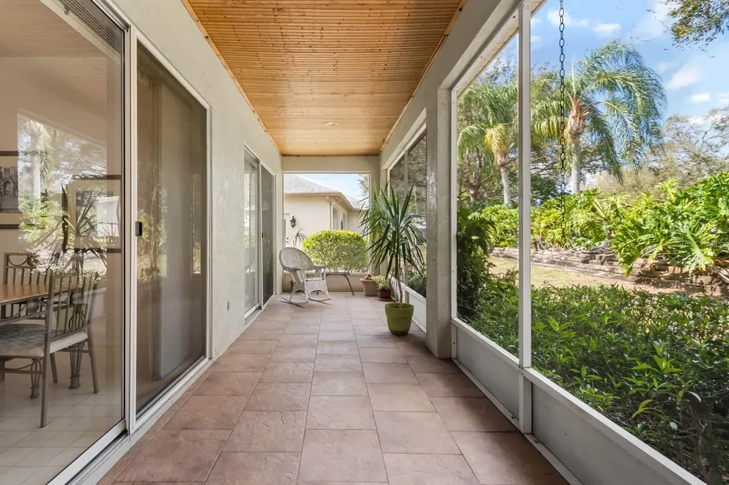 2113 Worthington Greens Drive Sun City Center FL 33573