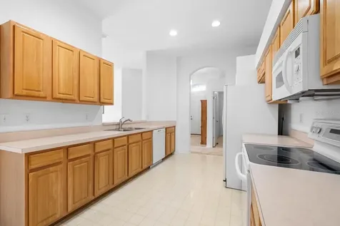 2113 Worthington Greens Drive Sun City Center FL 33573