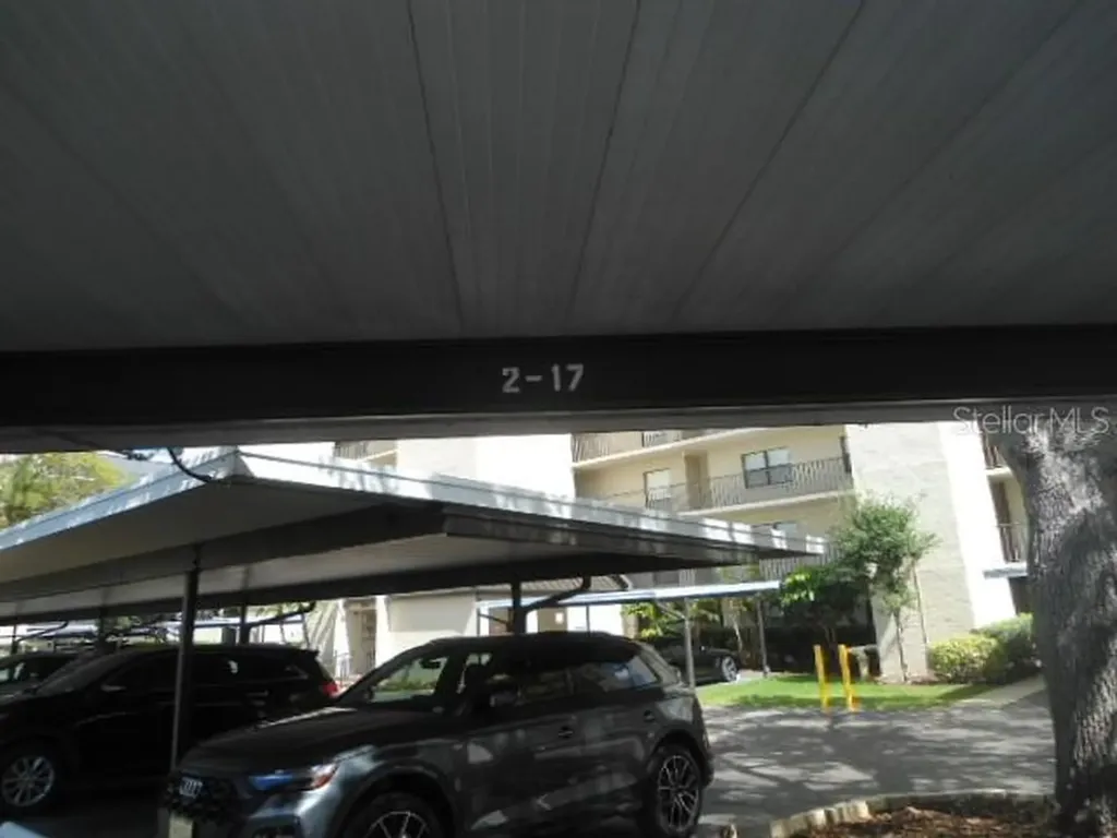 2800 Cove Cay Drive Clearwater FL 33760