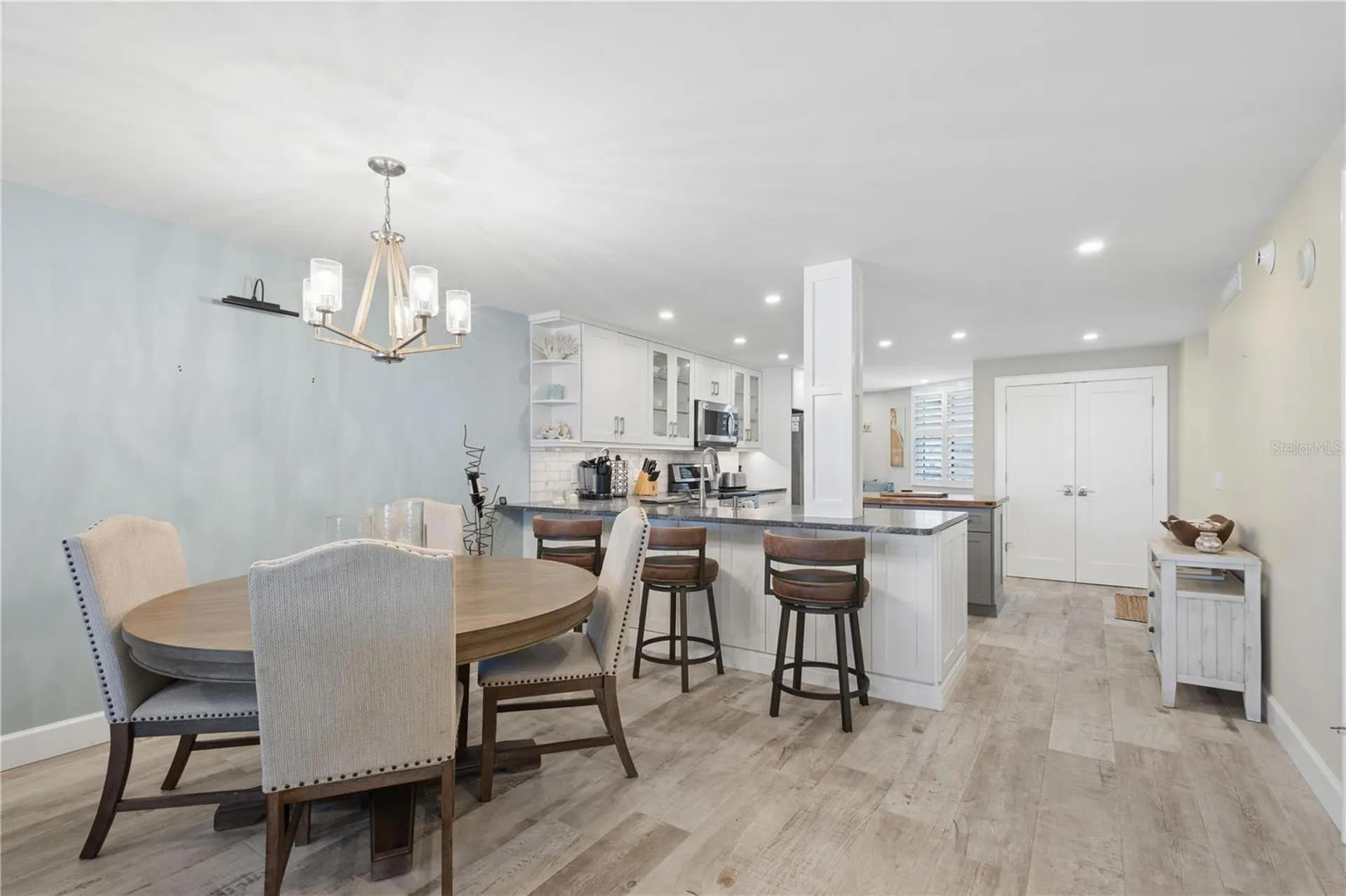 5880 Midnight Pass Road Sarasota FL 34242