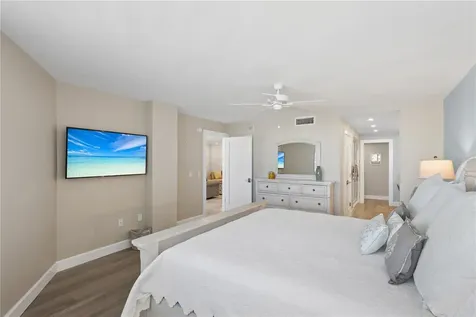 5880 Midnight Pass Road Sarasota FL 34242