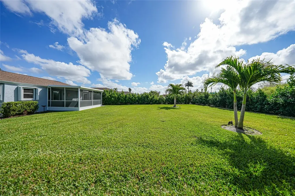 1120 SE 23rd Terrace Cape Coral FL 33990