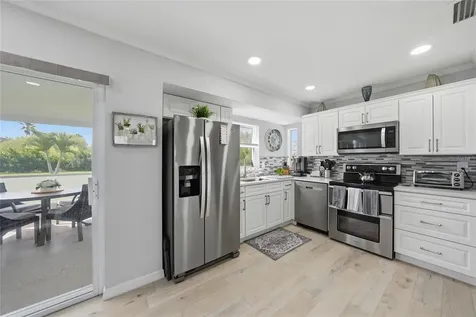 1120 SE 23rd Terrace Cape Coral FL 33990