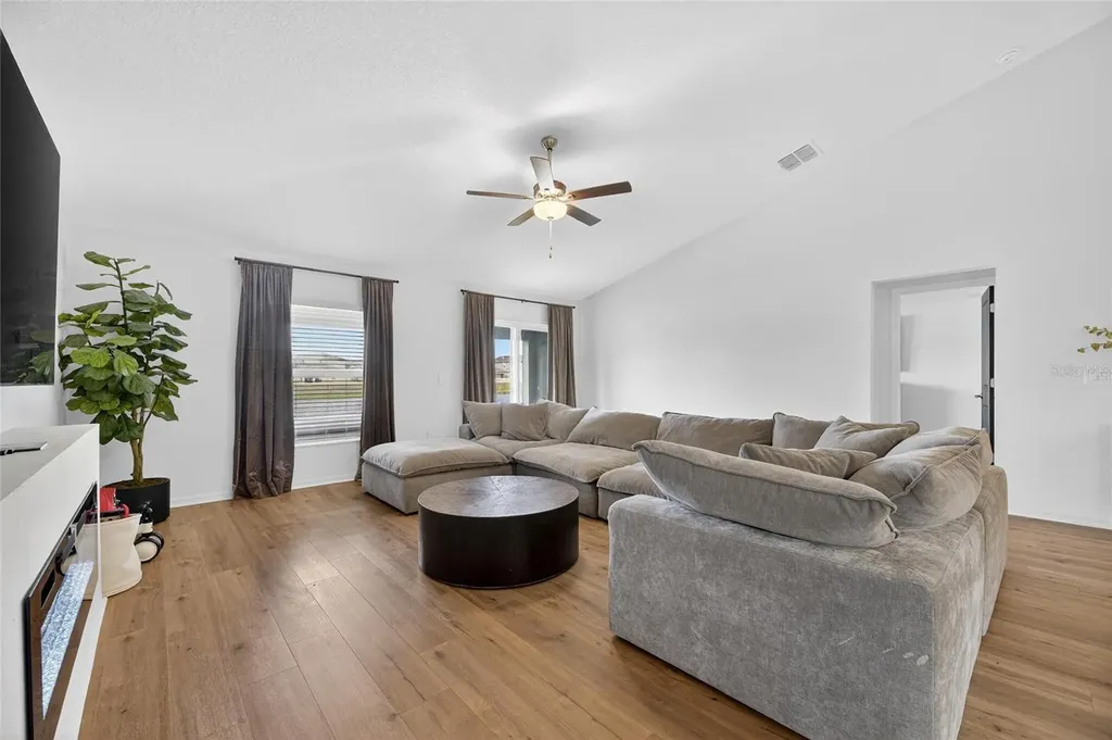 13054 Violet Flame Avenue Wimauma FL 33598