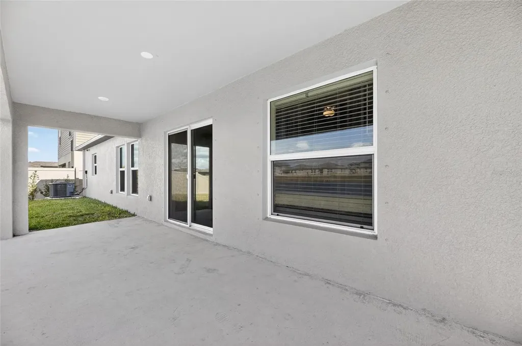 13054 Violet Flame Avenue Wimauma FL 33598