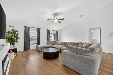 13054 Violet Flame Avenue Wimauma FL 33598