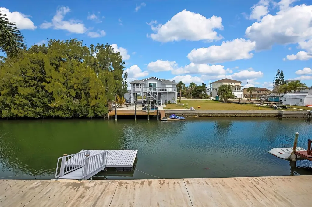 6703 Seaview Boulevard Hudson FL 34667