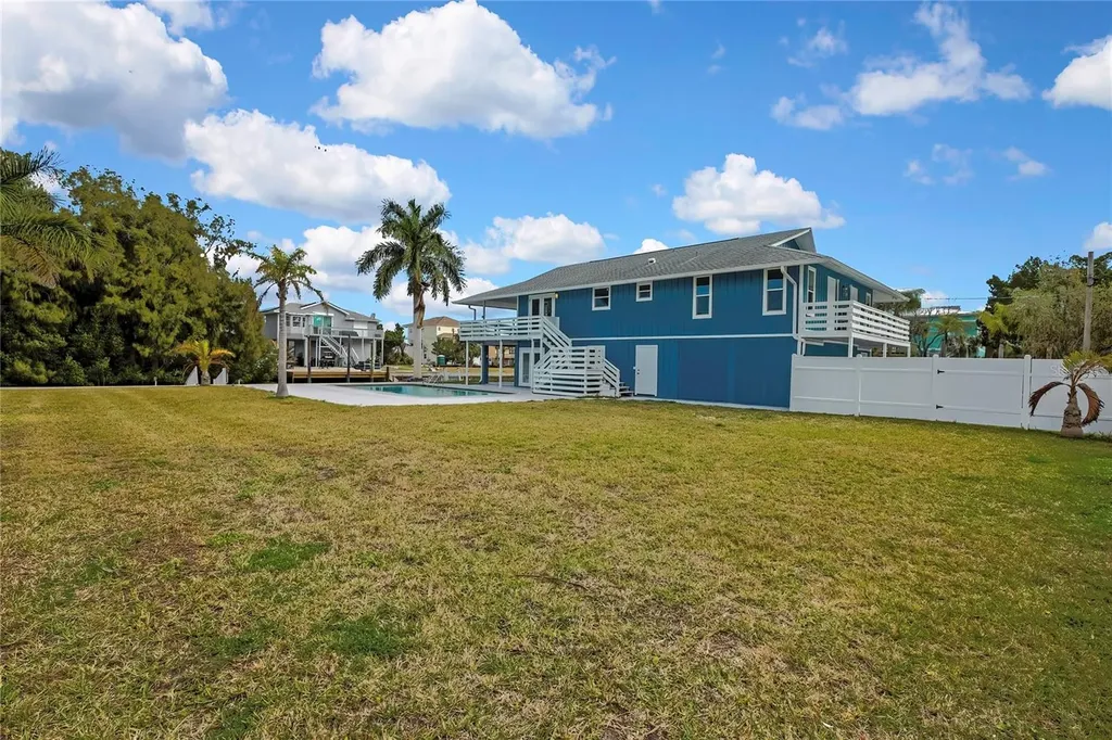 6703 Seaview Boulevard Hudson FL 34667