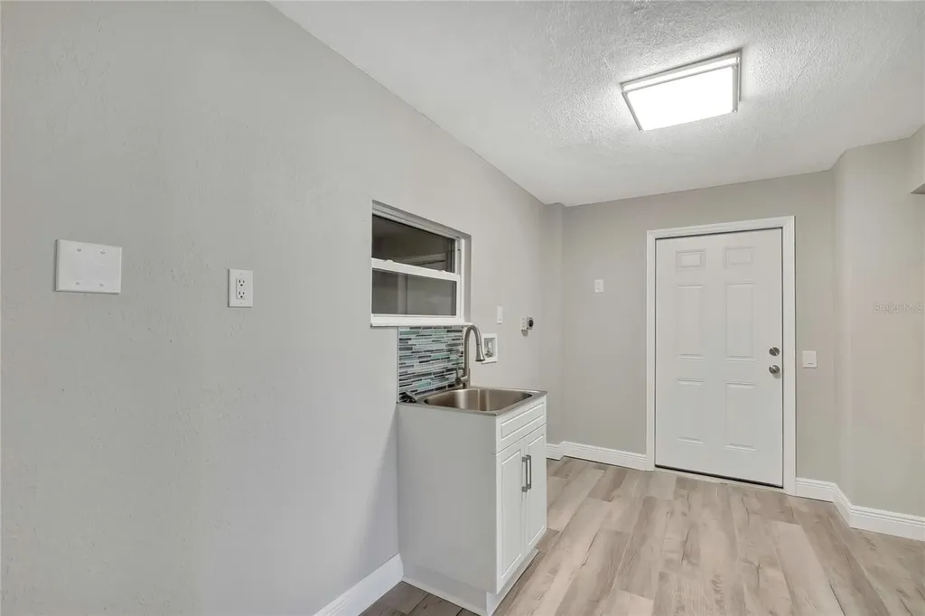 6703 Seaview Boulevard Hudson FL 34667