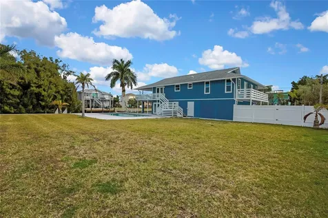 6703 Seaview Boulevard Hudson FL 34667