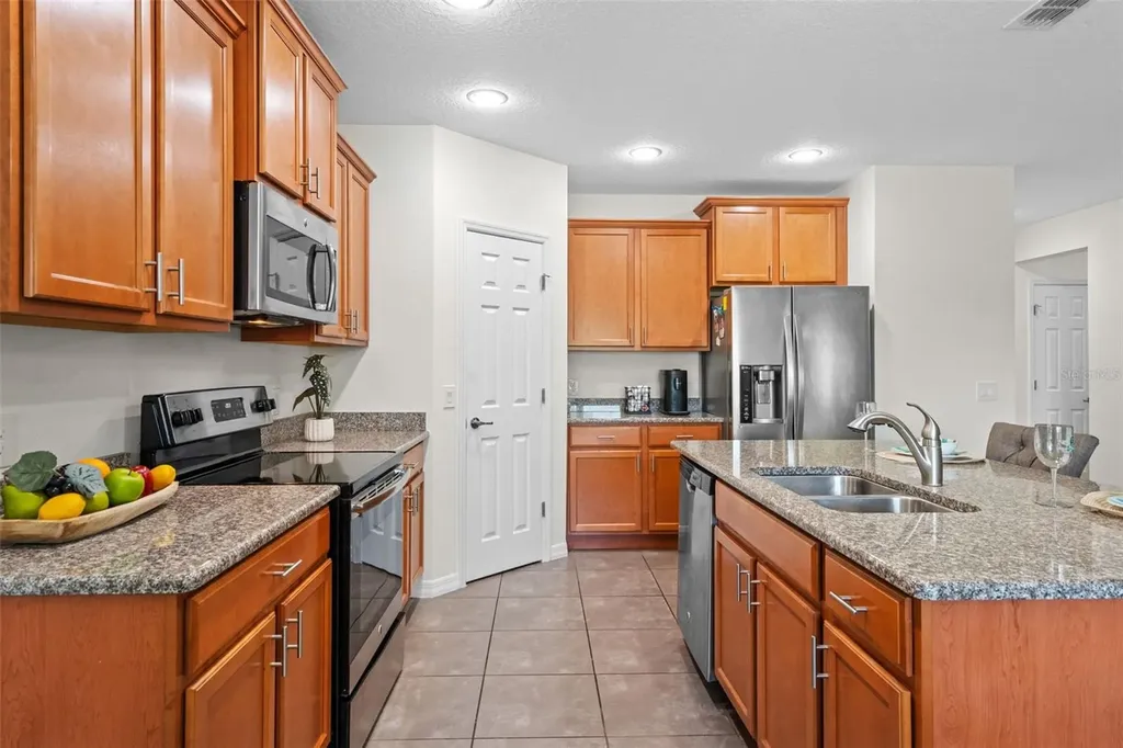 1330 Bucktail Court Kissimmee FL 34746