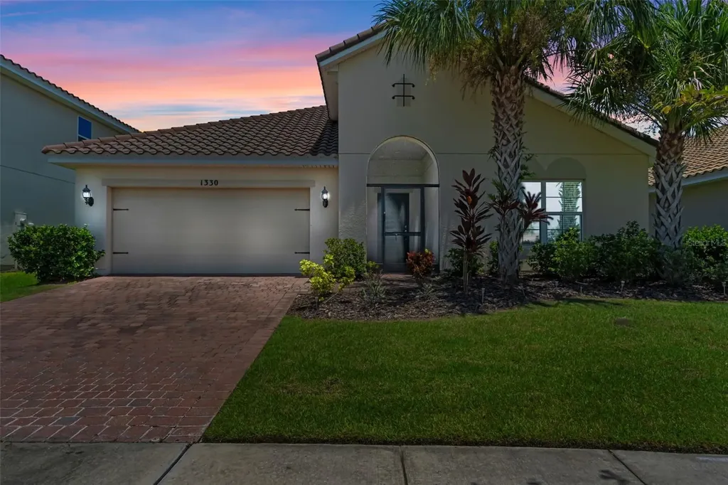 1330 Bucktail Court Kissimmee FL 34746