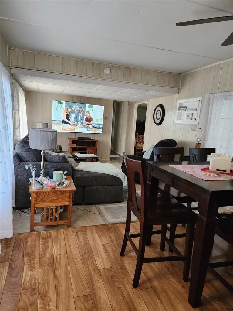 7901 40th Avenue N St Petersburg FL 33709