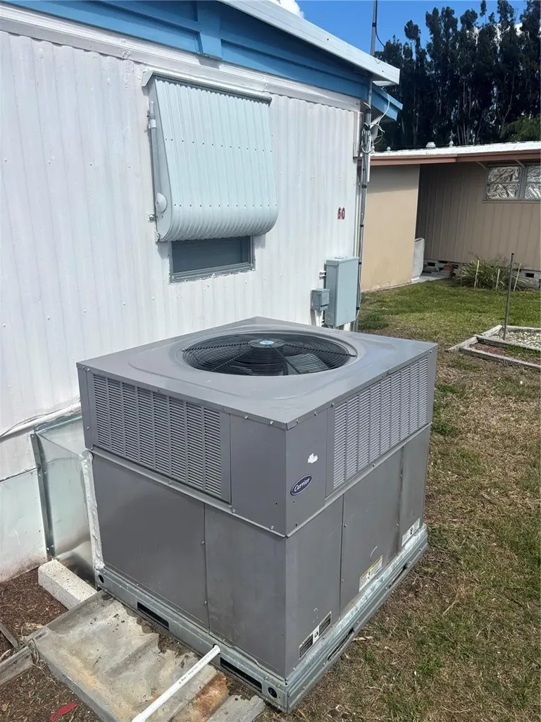7901 40th Avenue N St Petersburg FL 33709