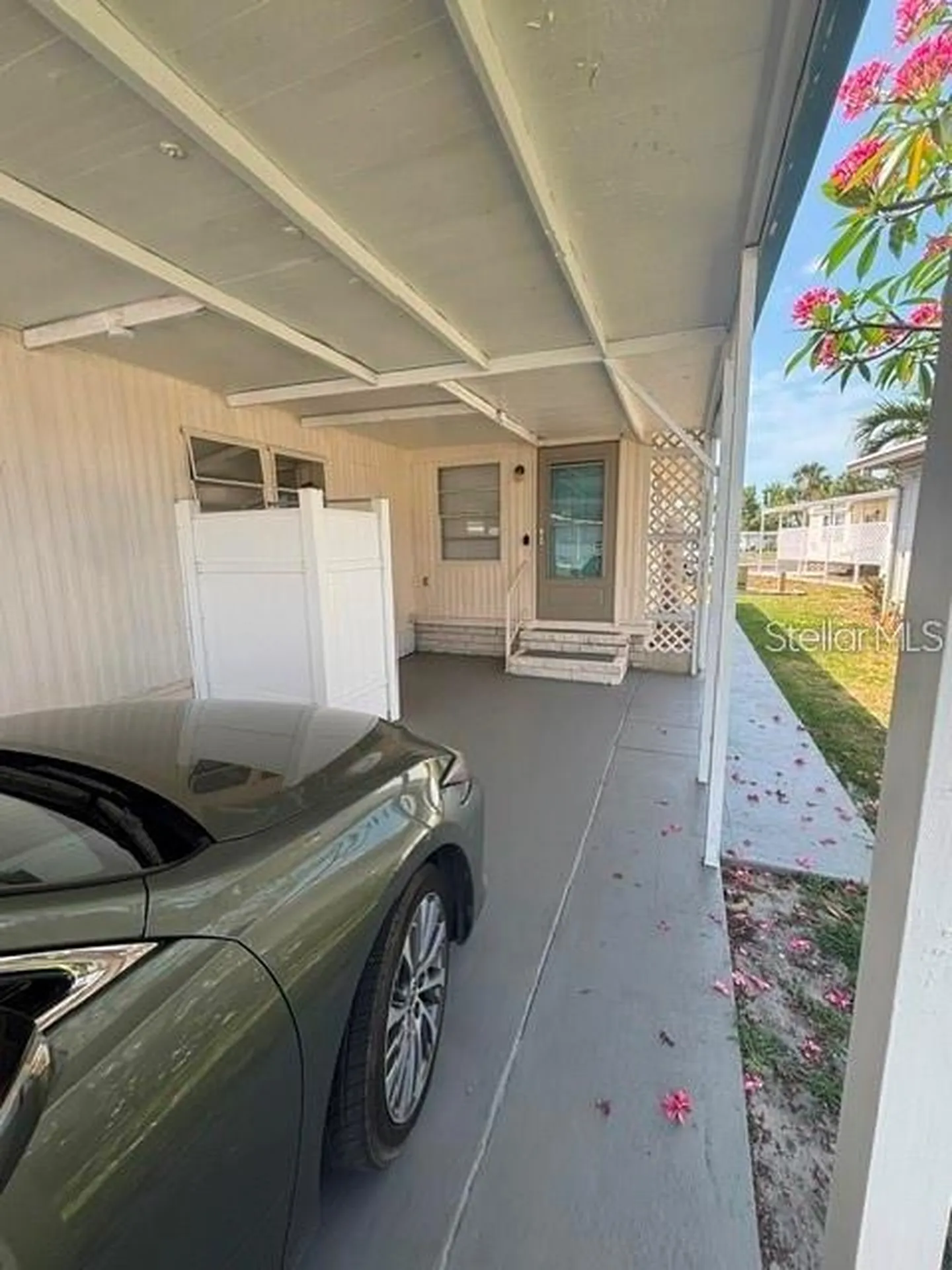 7901 40th Avenue N St Petersburg FL 33709