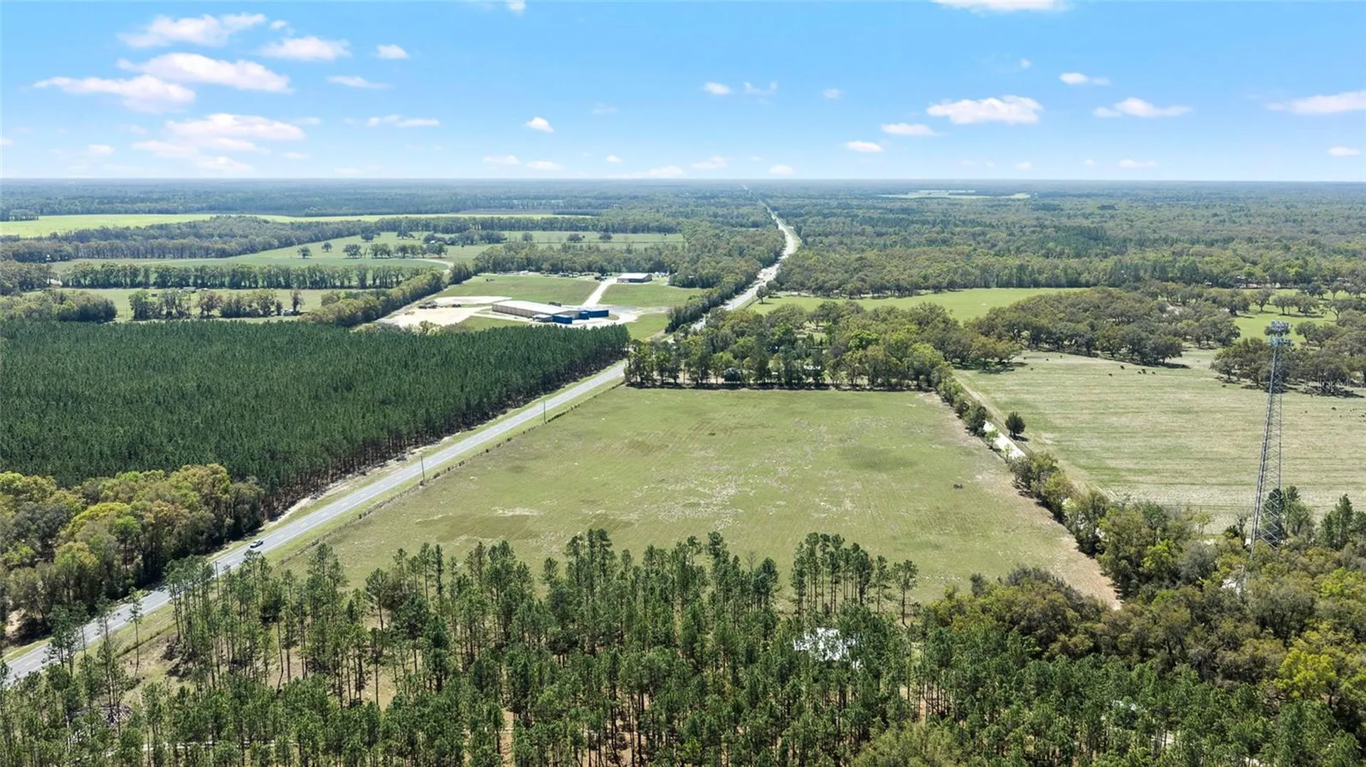 300 NE 708 Avenue Old Town FL 32680