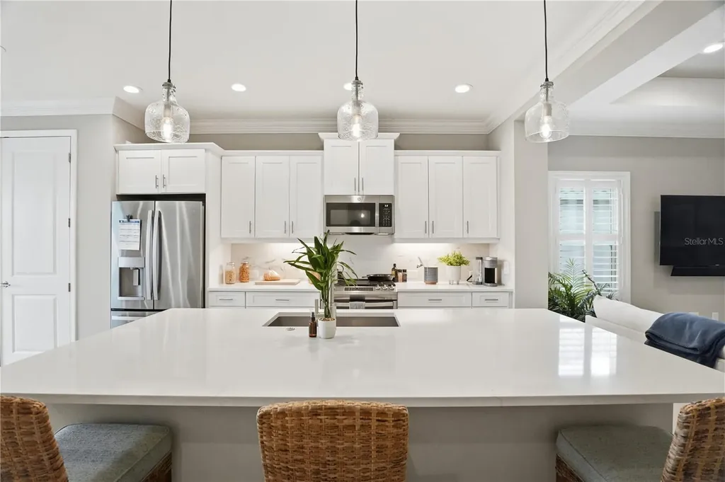 6515 Big Bayou Drive Sarasota FL 34241