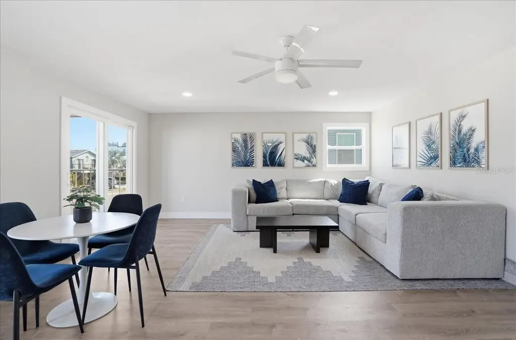 2518 Avenue B Bradenton Beach FL 34217