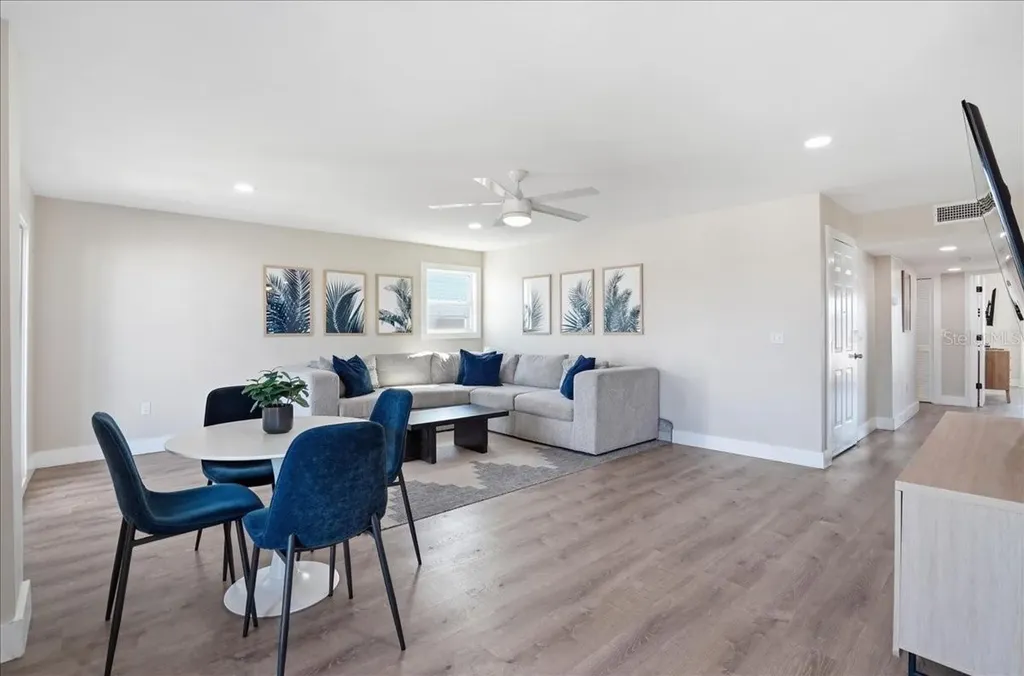 2518 Avenue B Bradenton Beach FL 34217