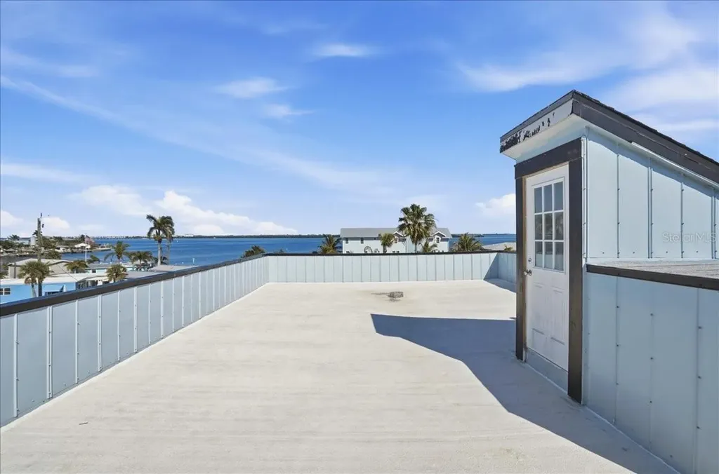 2518 Avenue B Bradenton Beach FL 34217