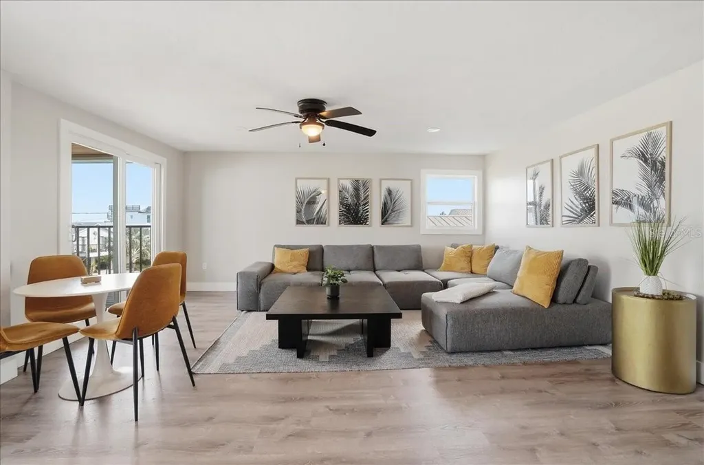 2518 Avenue B Bradenton Beach FL 34217