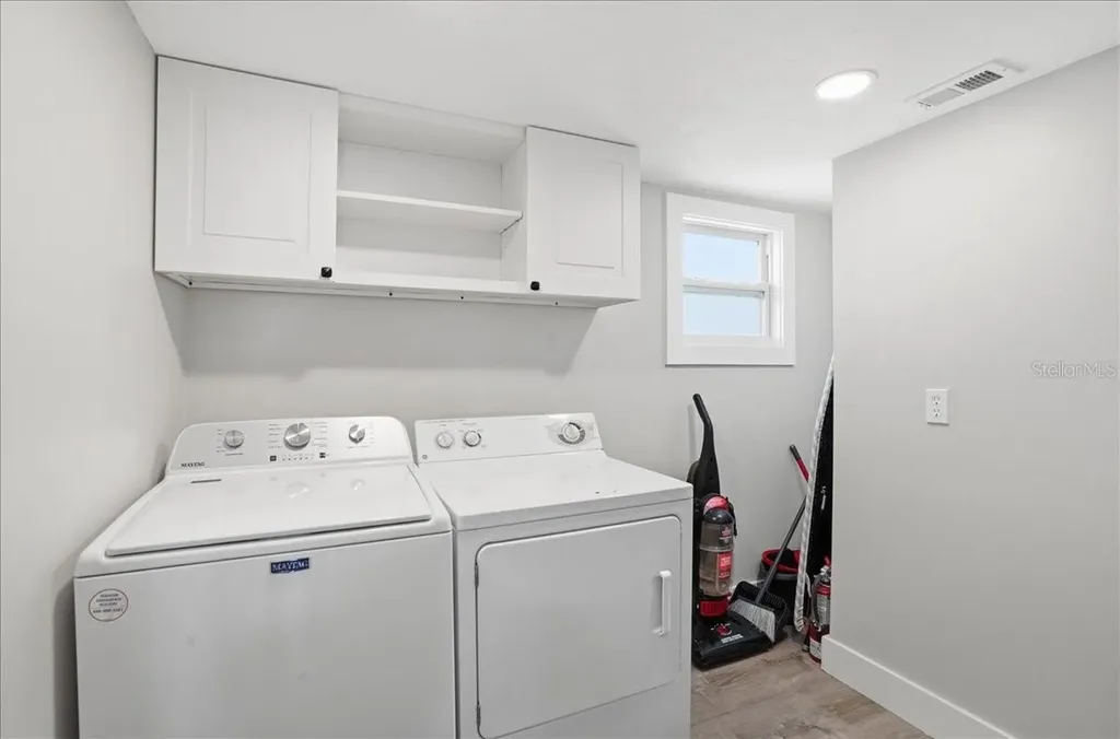 2518 Avenue B Bradenton Beach FL 34217