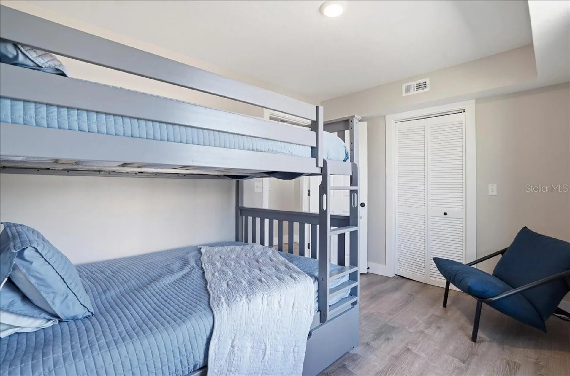 2518 Avenue B Bradenton Beach FL 34217