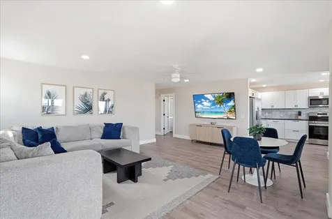 2518 Avenue B Bradenton Beach FL 34217
