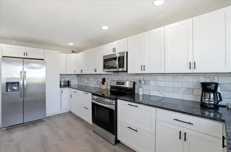 2518 Avenue B Bradenton Beach FL 34217