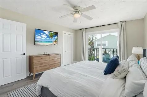 2518 Avenue B Bradenton Beach FL 34217