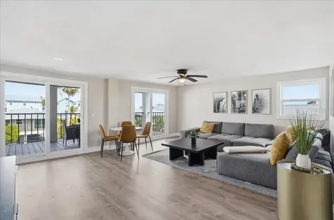 2518 Avenue B Bradenton Beach FL 34217