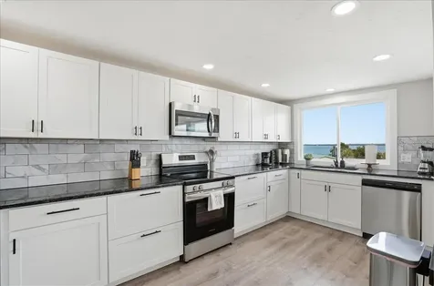 2518 Avenue B Bradenton Beach FL 34217