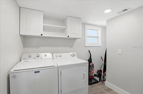 2518 Avenue B Bradenton Beach FL 34217
