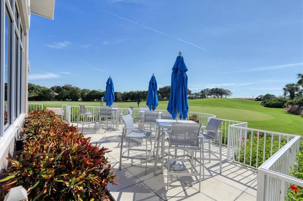 9631 Castle Point Drive Sarasota FL 34238