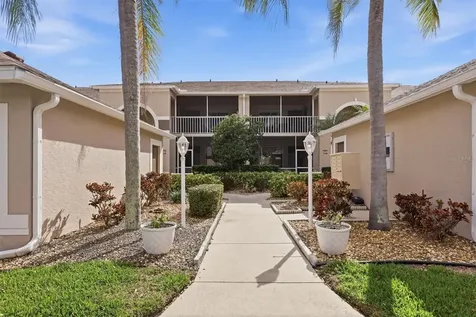 9631 Castle Point Drive Sarasota FL 34238