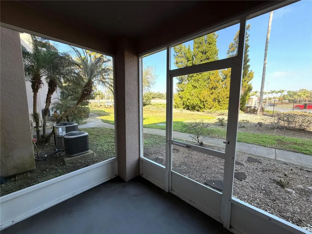 18022 Villa Creek Drive Tampa FL 33647