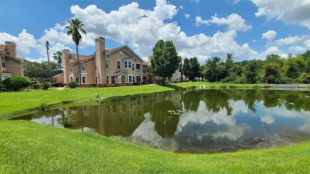 18022 Villa Creek Drive Tampa FL 33647
